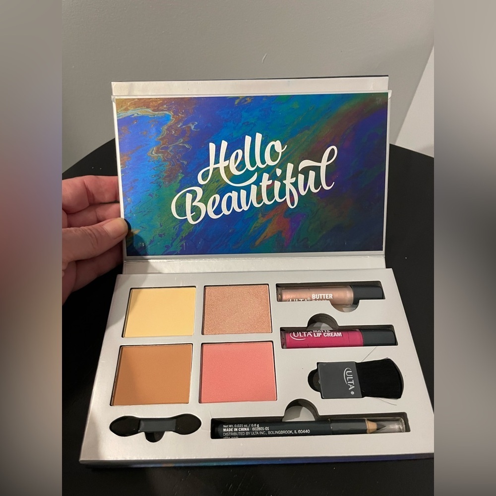 Ulta Hello Beautiful Deluxe Palette-NEW!
